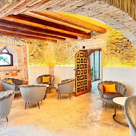 Boutique Comtal Empuries 4*